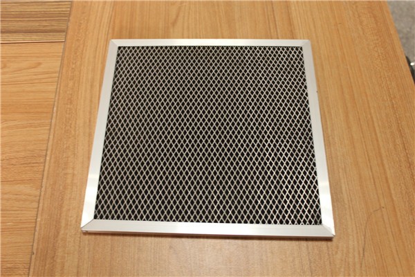 panel filter with metal mesh for air filter