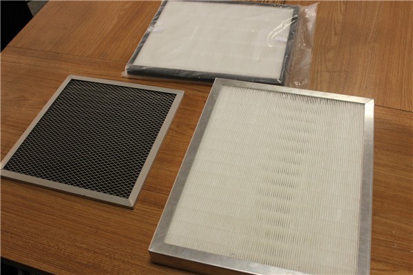 panel filter with metal mesh for air filter